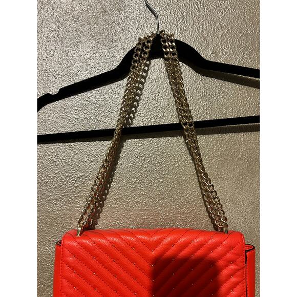 ❤️ Victoria’s Secret Red Quilted Chain Crossbody Purse Fun Casual Date Night - Picture 3 of 13